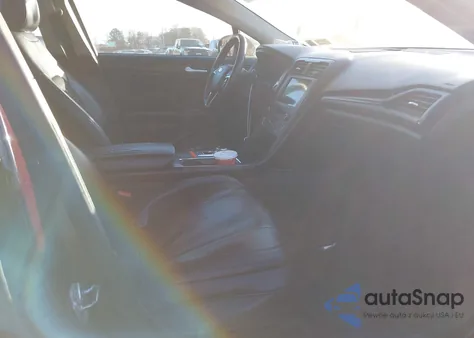 2018 Ford Fusion Se из США, поврежденный, VIN 3FA6P0H70JR105894